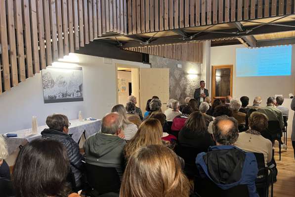 L intervent del professor Cesare Bernard te tobi&agrave; de la Ciasa de la Moniaria.
