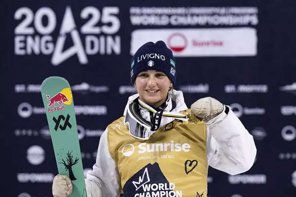 media/k2/galleries/29246/thumbs/Flora_Tabanelli_foto_Ansa_Epa.jpg