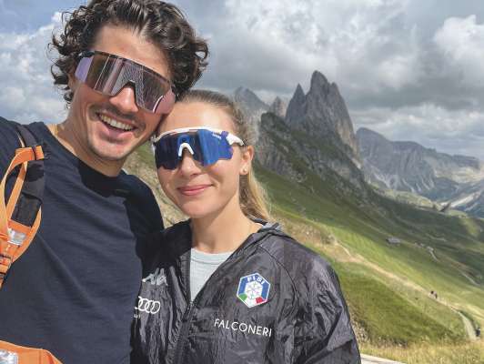 Samuel Costa cun si fëna Amanda sun Secëda. 
