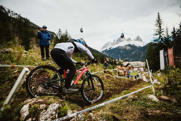 N moment de la UCI Enduro World Cup del 2023. (Foto Nicola Damonte/Fassabike)
