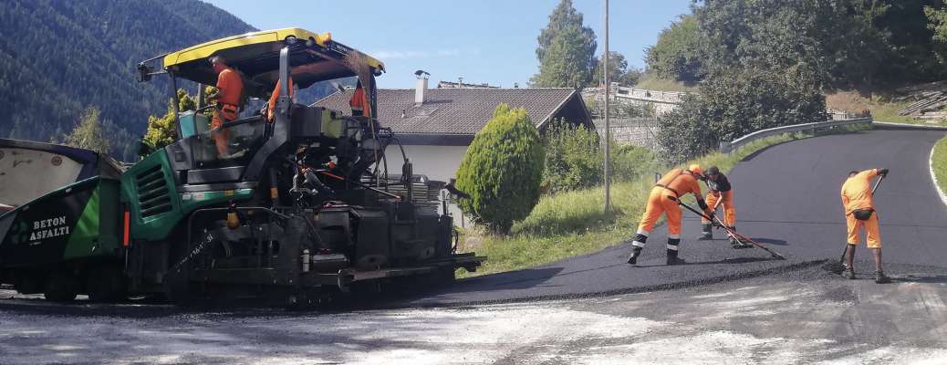 Pert dla streda statela SS243 te Sëlva che porta sun Jëuf de Frea unirà asfalteda da n lunesc ai 16 de juni nchin a n vënderdi 27 de juni (LPA/Repartizion lëures de streda)
