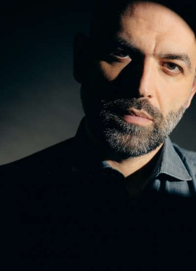 Roberto Saviano sarà ta Cianacei ai 19 de messèl (foto Sara Sabatino).

