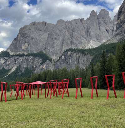 L'opera de Michelangelo Pistoletto ai pisc dl Ju de Frara. foto:mo
