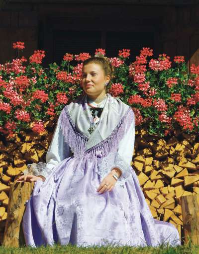 Carlotta Nemela, pruma Soreghina.
