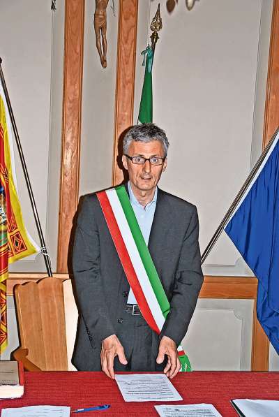 L Capocomun da Col e Prescident de l’Union Montana Agordina Paolo Frena.
