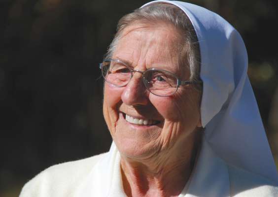 Suor Gisella Dellagiacoma dal Malghèr da Poza.
