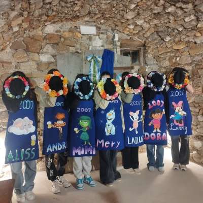 La Risola l’à tacà a śirèr. Con gaissa!