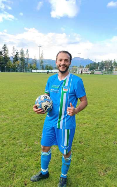 Patrizio Deville à segnà l gol de parità a la fin de la partida.
