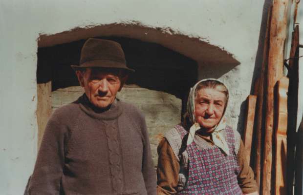 Luige Bernard de Rosina de la Sia e Giustina Debertol.
