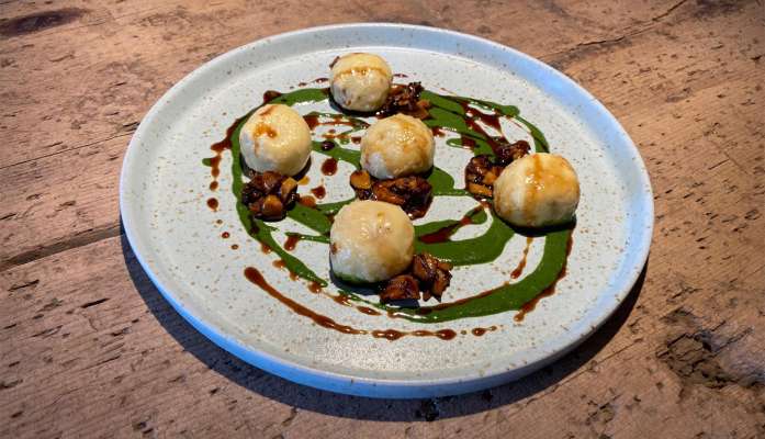 La rezeta del meis de otober de Ruben e sie team.
 La rezeta del meis de otober de Ruben e sie team.