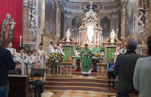 L salut a don Andrea a Rorei