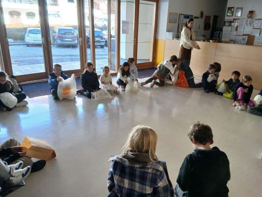 I bec spartesc fora i ortames.
