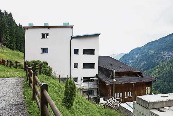 Aumenta ncora le rete a Vila S.Ijep.
