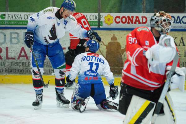 I Falcons sera su l giron con set ventes