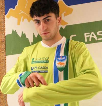 Massimo Lorenz autor de doi goi.
