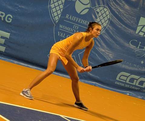 La jëuna de Gherdëina n azion te Sëlva. 
