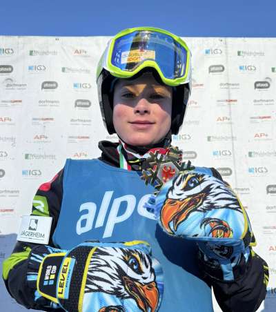 Sebastian Delago ie campion provinziel de slalom lerch.
