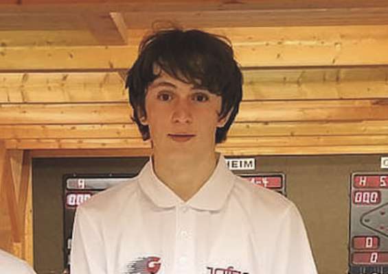 L j&euml;unn Felix Mussner &agrave; jug&agrave; scialdi b&euml;n. 
