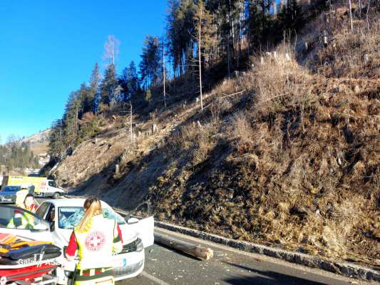 La t&euml;mpla olache le l&euml;gn &eacute; rait&eacute; j&ouml;. (Foto: &copy; St&ouml;daf&uuml;s Al Plan)
