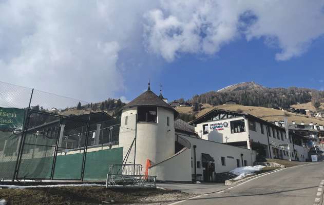 L z&euml;nter Iman a S. Cristina
