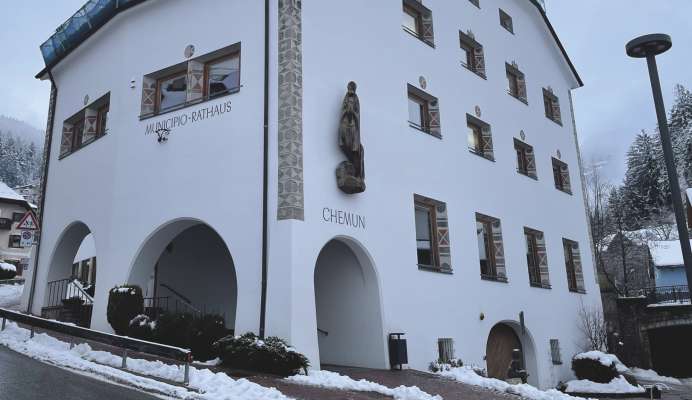 L Cuns&euml;i de Chemun de Urtij&euml;i se &agrave; ancunt&agrave; l'ena passeda.
