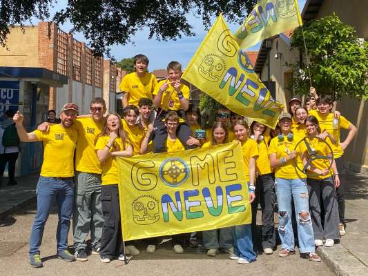 L grop Gome Neve a Palermo.
