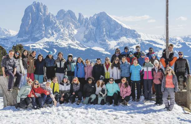 Jita cun juesc y cumpanìa