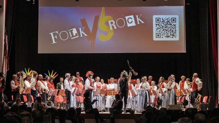 La Banda de Moena sona l rock