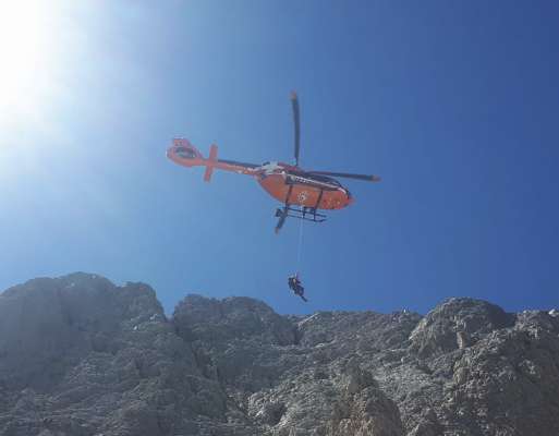 Pra l nzid&euml;nt iel riesc jul&agrave; adalerch l Pelikan 2 deberieda cun i sucorid&euml;ures.
