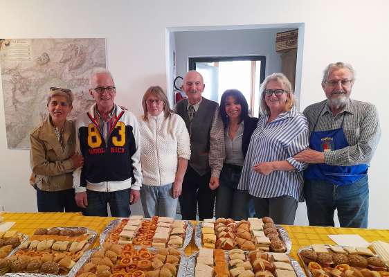 35 egn festejé con de bie dons