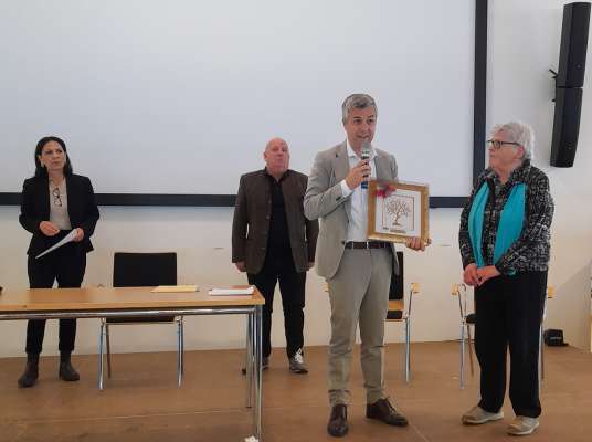 Temp per emparèr e se goder