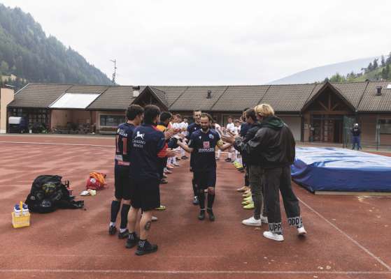 Mirko Demetz, Aron Kostner y Marco Moroder &agrave; jug&agrave; si ultim juech per l FC Gherd&euml;ina.
