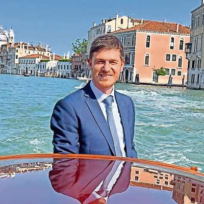 L nuof diretor generalk de la Uls 1 Dolo&shy;&shy;miti Achille Di Falco.
