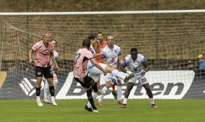 Pra la partida ta Mulin da Coi dl FC Gherd&euml;ina contra la scuadra FC Palermo, na scuadra de seria B.
