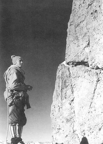 Tullio Pederiva Brognol sui gregn parees. (retrat dal liber: Storia dell'alpinismo fassano, de Dante Colli).

