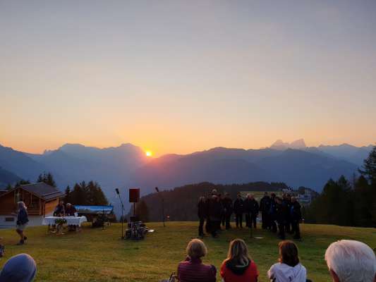 L conzert del Cor Valfassa sun Pra Martin end&egrave;na che spizolea soereie.
