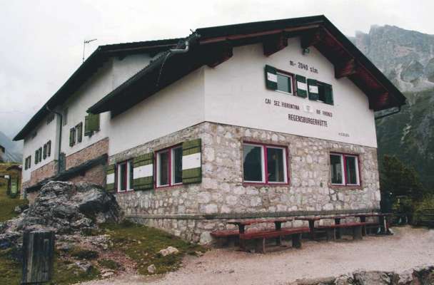 La utia de Ncisles unir&agrave; trata ju y fata su da nuef. L custer&agrave; zirca 10 milions de euro. (FOTO USP/Gianluca Crocco)
