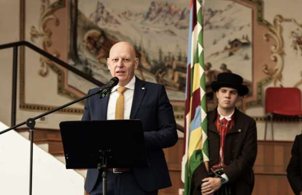 L president Norbert Bernard.

