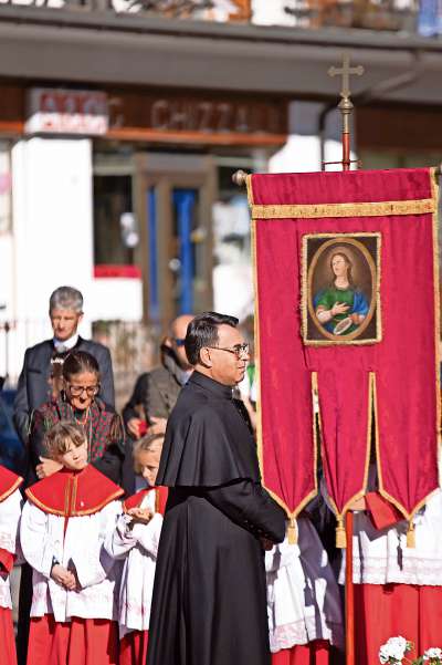 Insediament de don Andrea a Col.
