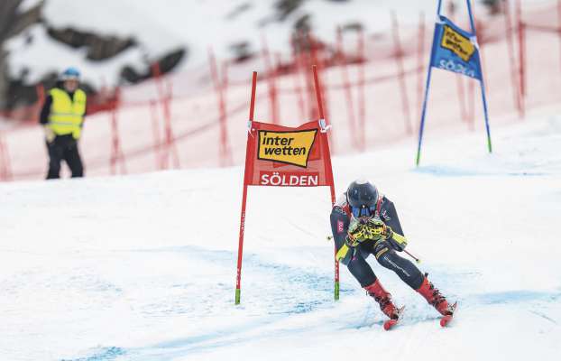  Alex Vinatzer ie ruv&agrave; setim a S&ouml;lden. (FOTO Kevin Voigt/VOIGT/FIS)
